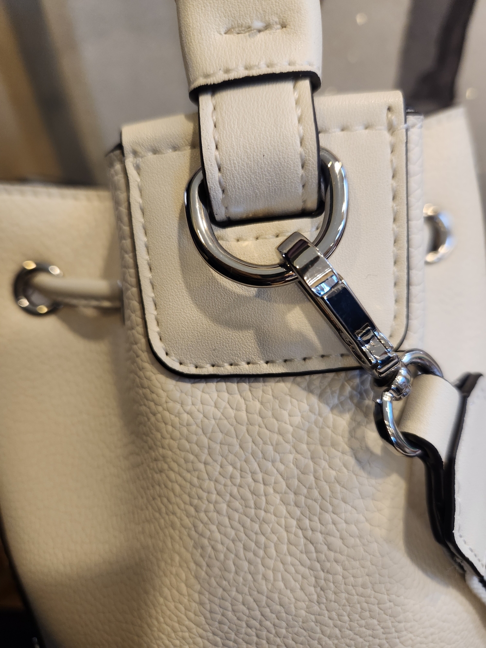 Karl Lagerfeld White & Natural Woven Drawstring Bucket Bag W Charms NWT - Picture 13 of 14